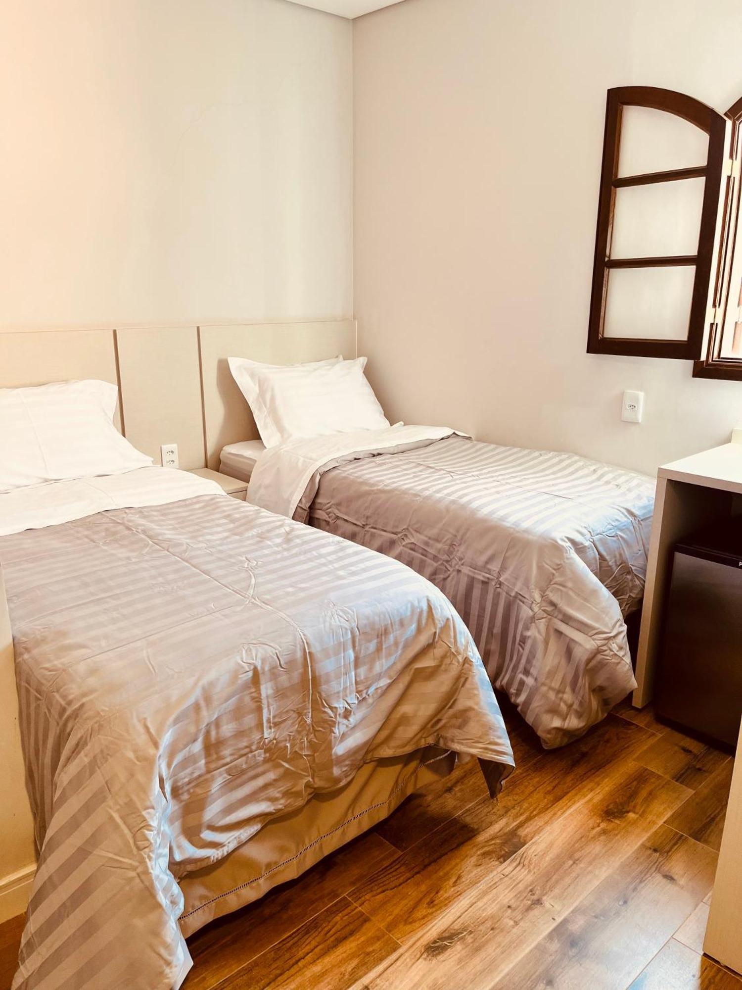 Hotel Do Parque - Кунья Экстерьер фото